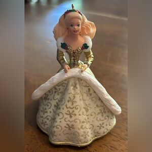 Hallmark Holiday Barbie 1994 Keepsake Ornament #2 Gold Gown